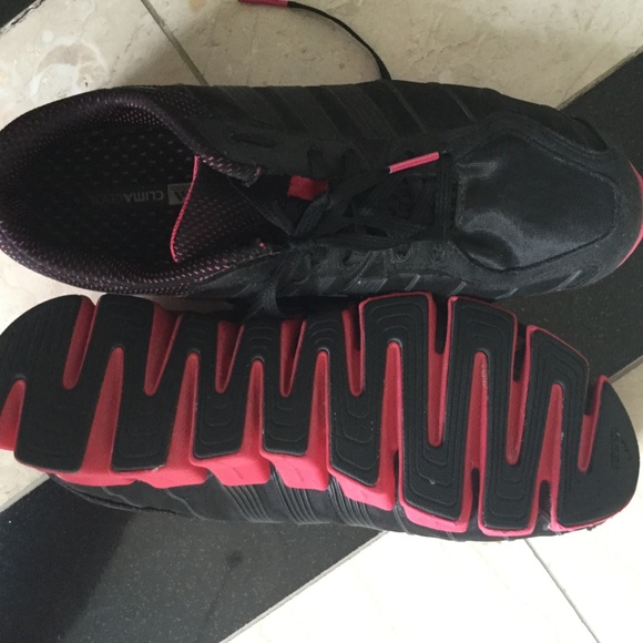 BRAND NEW Women’s Adidas Size 8.5 Running Shoes - Picture 4 of 5